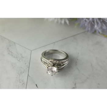 925 Sterling Silver CZ Ring Size 7