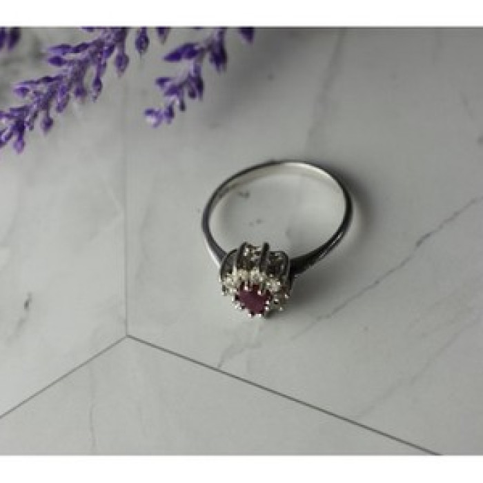 925 Sterling Silver Pink Spinel and CZ Ring Size 8