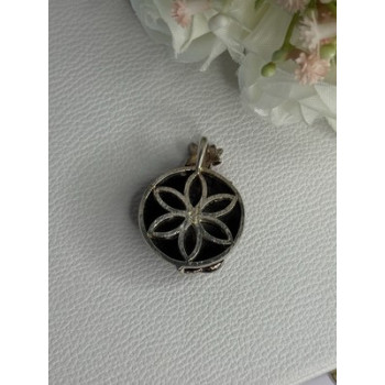 925 Sterling Silver Black Onyx & Red Enamel Flowers Pendant Length 1.40 Inch