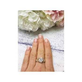 925 Sterling Silver CZ Ring Size 7.5