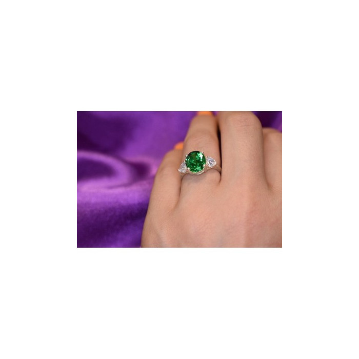 925 Sterling Silver Emerald & CZ Ring Size 6.5