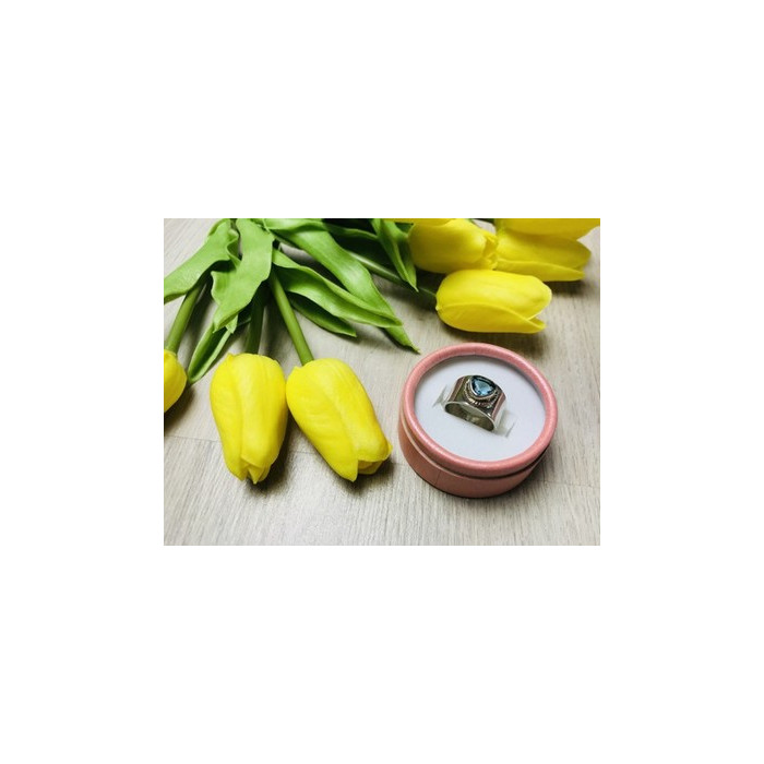 925 Sterling Silver Blue CZ Ring Size 6.5