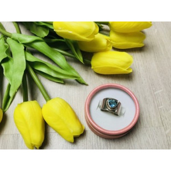 925 Sterling Silver Blue CZ Ring Size 6.5