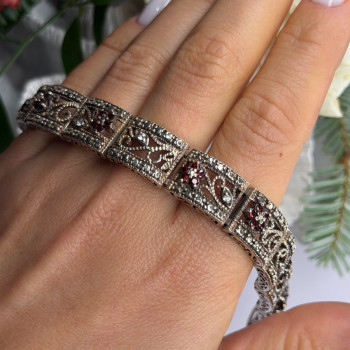 925 Sterling Silver Garnet & Beryl Flowers Bracelet Size 7