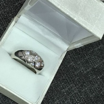 925 Sterling Silver CZ Ring Size 9