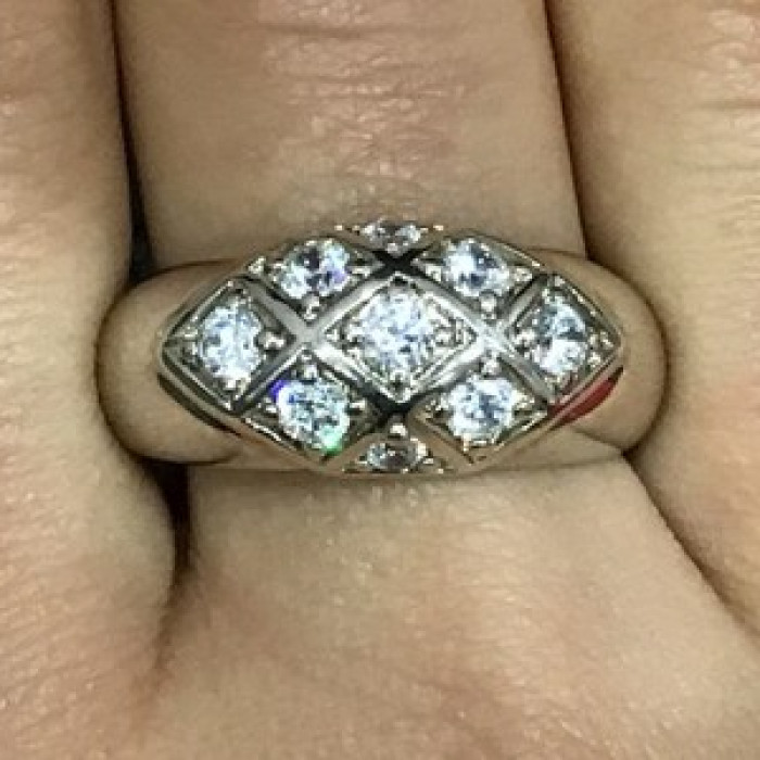 925 Sterling Silver CZ Ring Size 9