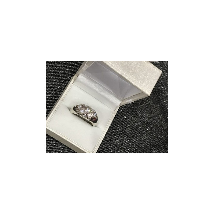 925 Sterling Silver CZ Ring Size 9