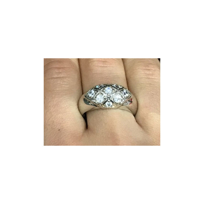 925 Sterling Silver CZ Ring Size 9