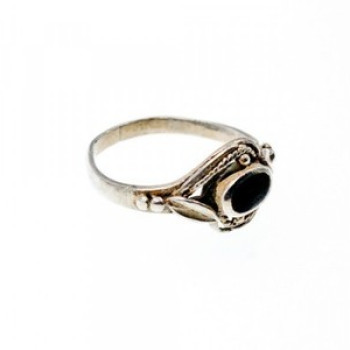 Vintage 925 Sterling Silver Black Onyx Ring Size 5.5