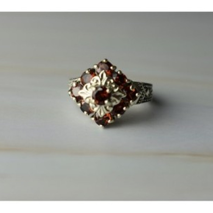 925 Sterling Silver Almandine Ring Size 7