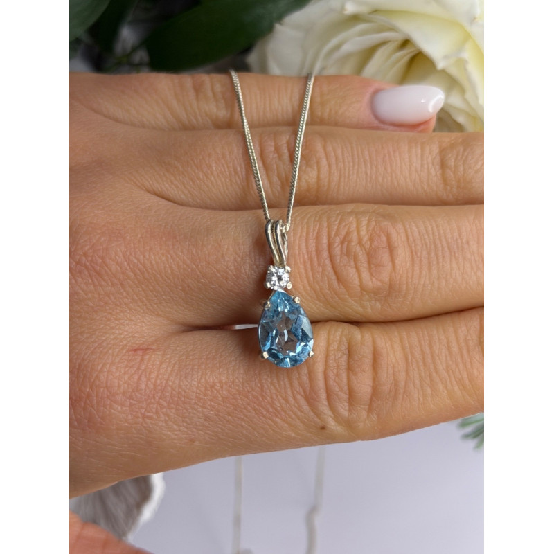 925 Sterling Silver Blue Topaz & Beryl Necklace Length 18 in