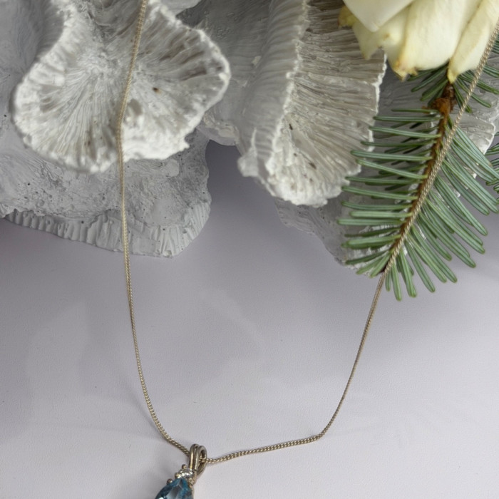 925 Sterling Silver Blue Topaz & Beryl Necklace Length 18 in