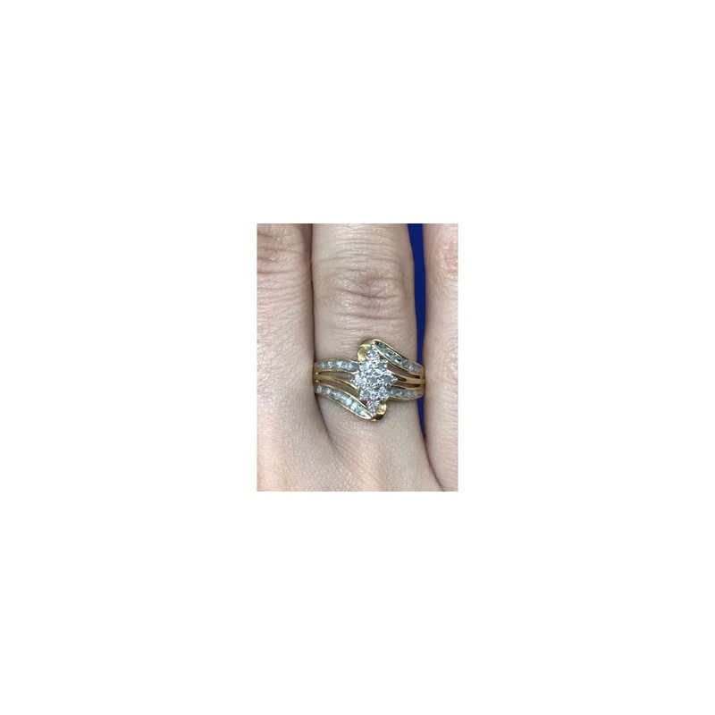 925 Sterling Silver Gold Plated CZ Ring Size 7