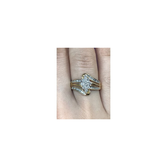 925 Sterling Silver Gold Plated CZ Ring Size 7