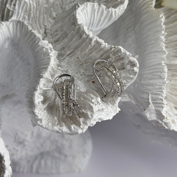 Beautiful 925 Sterling Silver White Topaz Earrings