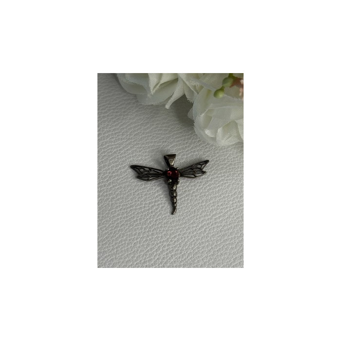 925 Sterling Silver Dragonfly Garnet Pendant Length 0.90 Inch