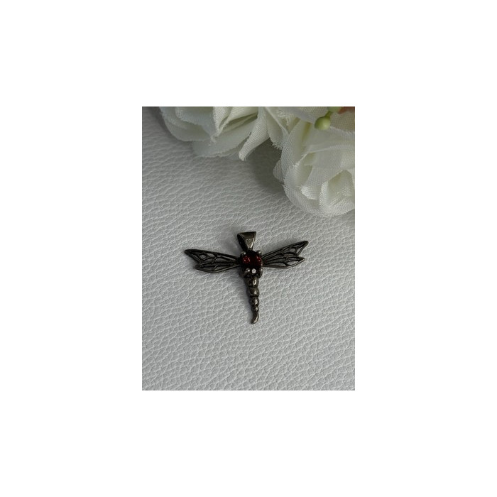 925 Sterling Silver Dragonfly Garnet Pendant Length 0.90 Inch