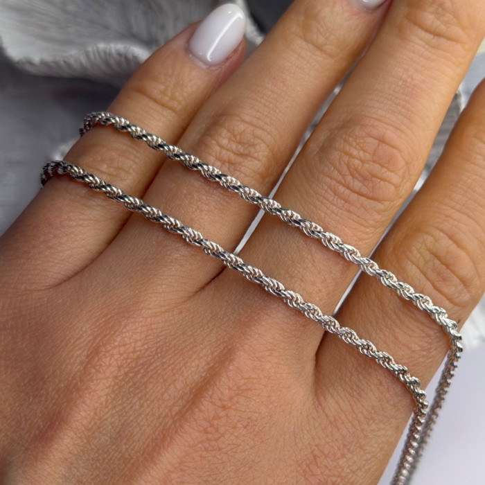 Elegant Italy 925 Sterling Silver Chain Necklace Length 24 in