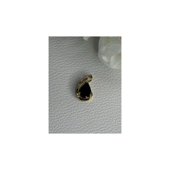 10K YELLOW GOLD BLACK SAPPHIRE & DIAMONDS PENDANT LENGTH 0.60 INCH