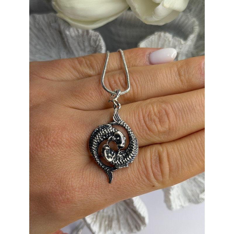 925 Sterling Silver Pisces Zodiac Necklace Length 20 in