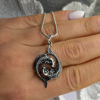 925 Sterling Silver Pisces Zodiac Necklace Length 20 in