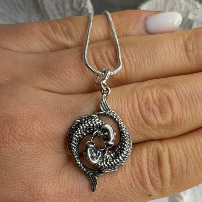 925 Sterling Silver Pisces Zodiac Necklace Length 20 in