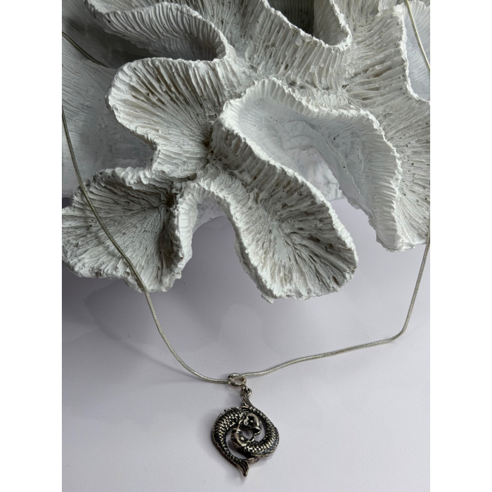 925 Sterling Silver Pisces Zodiac Necklace Length 20 in