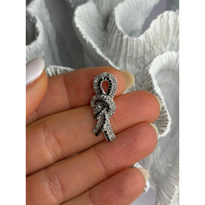 10K White Gold White & Black Diamonds Pendant