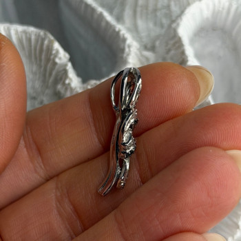 10K White Gold White & Black Diamonds Pendant