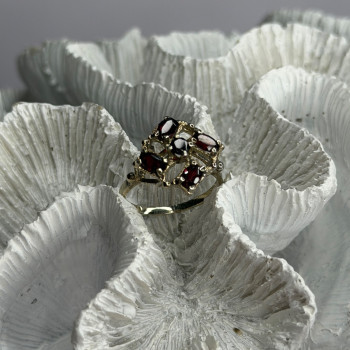 Vintage 925 Sterling Silver Garnet Ring Size 7
