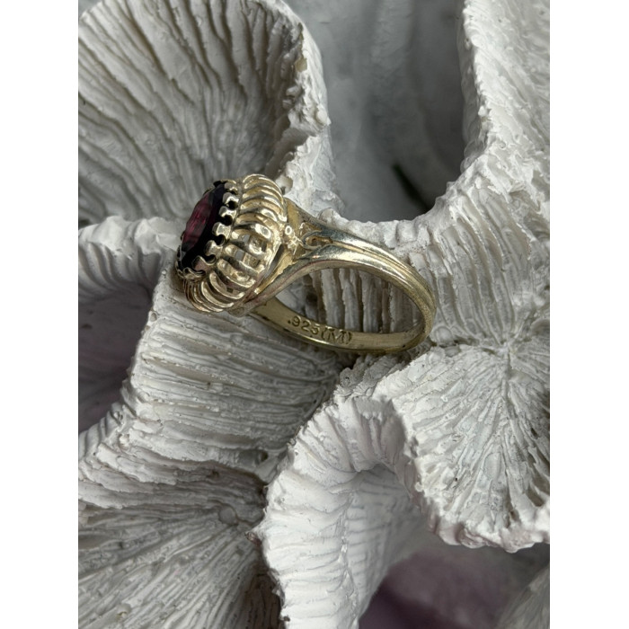 925 Sterling Silver Garnet Ring Size 5