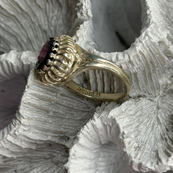 925 Sterling Silver Garnet Ring Size 5