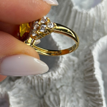 925 Sterling Silver Gold Plated Cz Ring Size 6.5