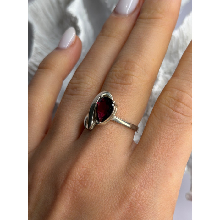 925 Sterling Silver Garnet Ring Size 8.5