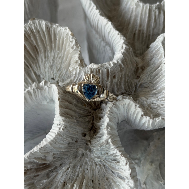 925 Sterling Silver Heart Blue Topaz Ring Size 5.5