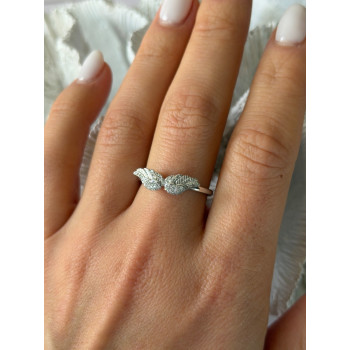 925 Sterling Silver Angel Wings Cz Ring Size 9
