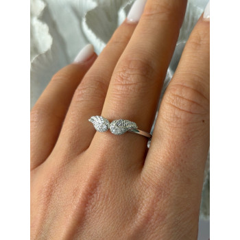 925 Sterling Silver Angel Wings Cz Ring Size 9