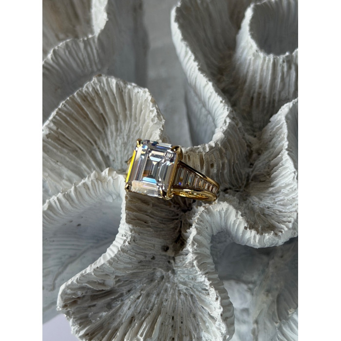 925 Sterling Silver Gold Plated Cz Ring Size 8