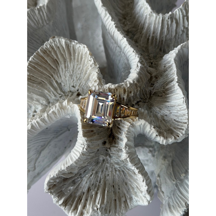 925 Sterling Silver Gold Plated Cz Ring Size 8