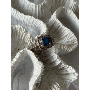 Vintage 925 Sterling Silver Blue & White Spinel Ring Size 6