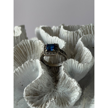 Vintage 925 Sterling Silver Blue & White Spinel Ring Size 6