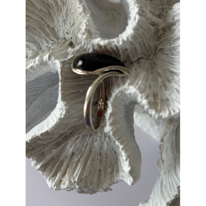 Beautiful Design 925 Sterling Silver Amber Ring Size 9