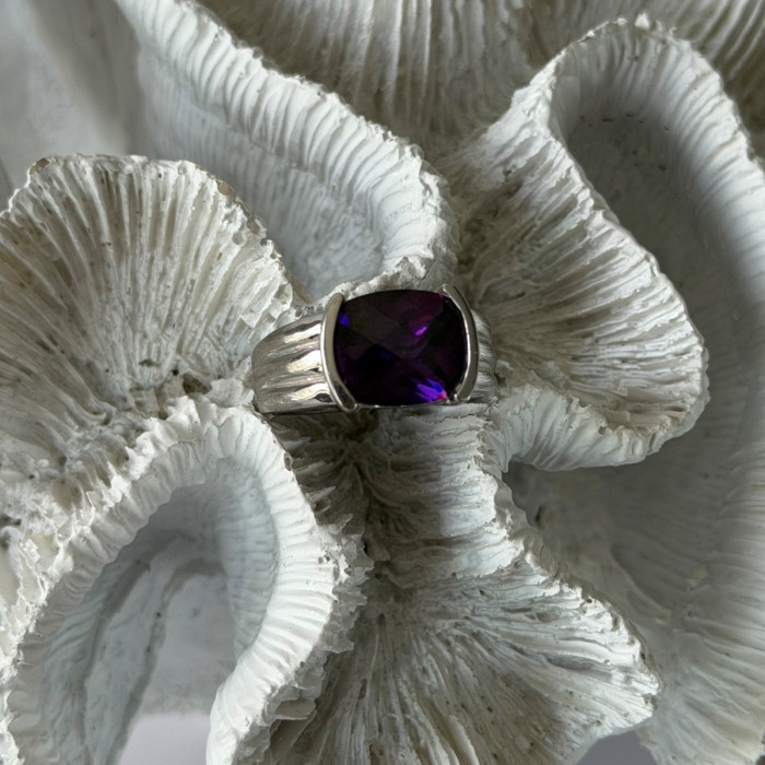 FAS 925 Sterling Silver Amethyst Ring Size 8
