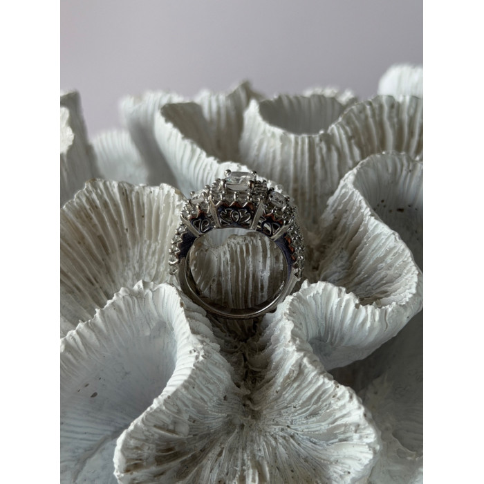 925 Sterling Silver White Topaz Ring Size 7