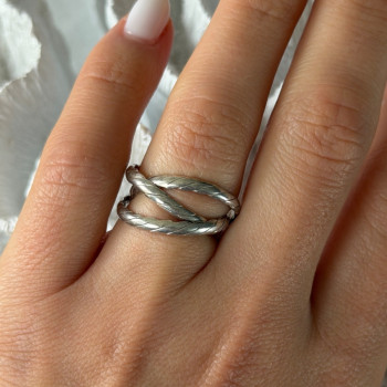 Trio 925 Sterling Silver Ring Size 7