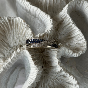 925 Sterling Silver White & Blue Spinel Ring Size 9.5
