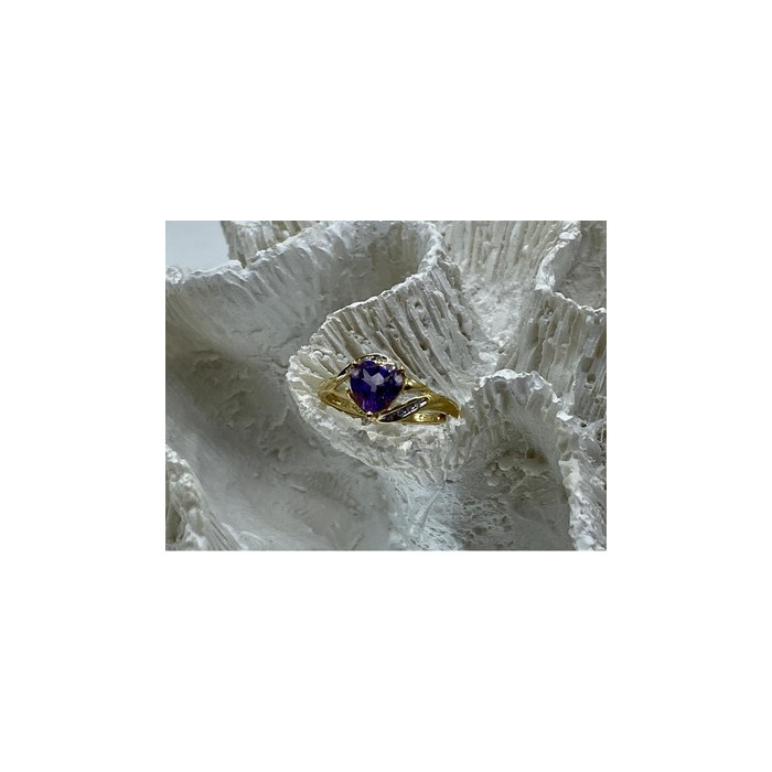 10K YELLOW GOLD TOURMALINE & DIAMONDS HEART RING SIZE 4.75