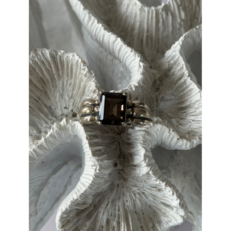 Avon 925 Sterling Silver Brown Tourmaline Ring Size 8