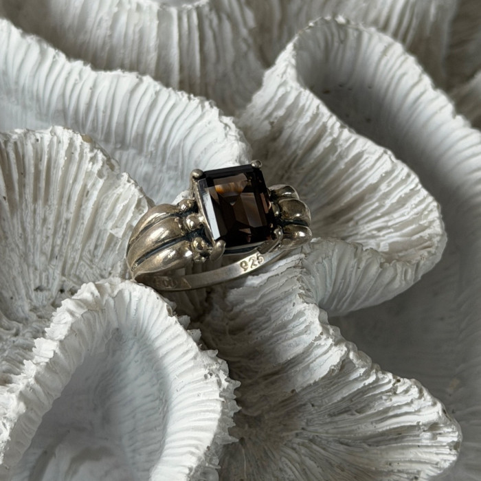 Avon 925 Sterling Silver Brown Tourmaline Ring Size 8