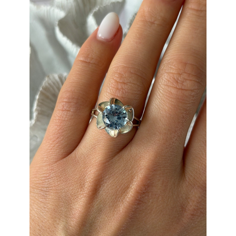 925 Sterling Silver Blue Cz Flower Ring Size 7